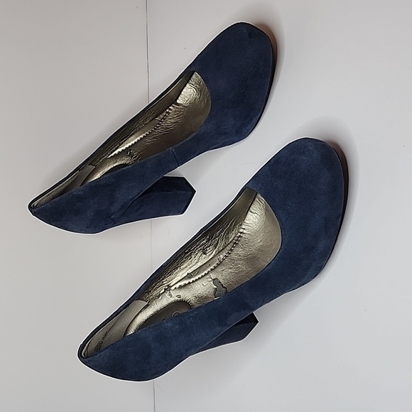 Me Too Leanna Blue Suede Hidden Platform Heels, Size 11 - Picture 2 of 7